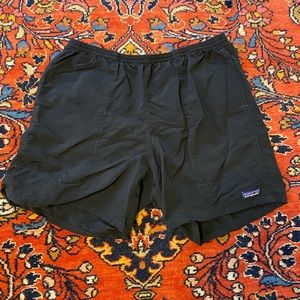 Patagonia Men’s Baggies Longs 7” in Black